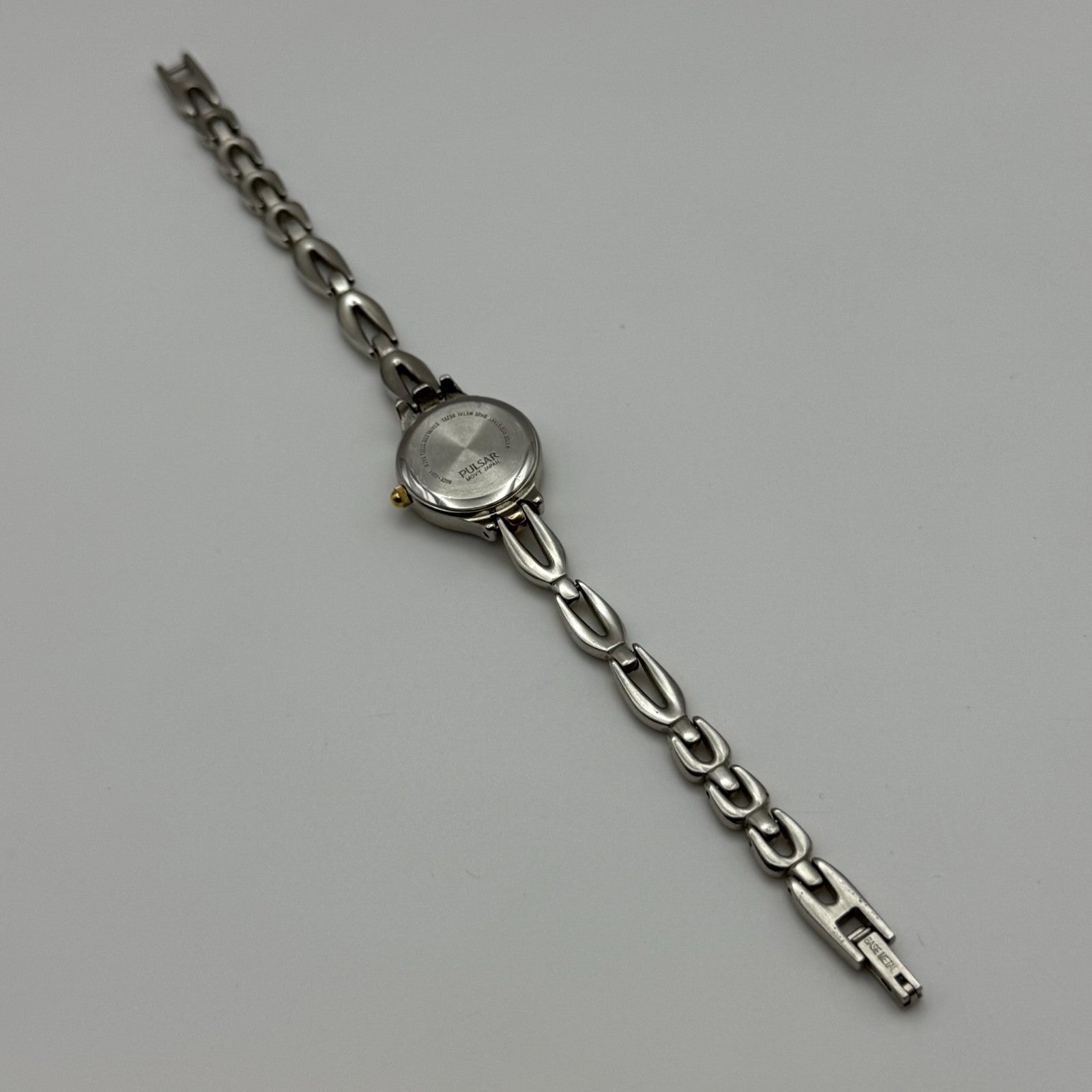 20mm Working Ladies Pulsar V401-X209 Two Tone Quartz Japan Watch 6.5 Inches