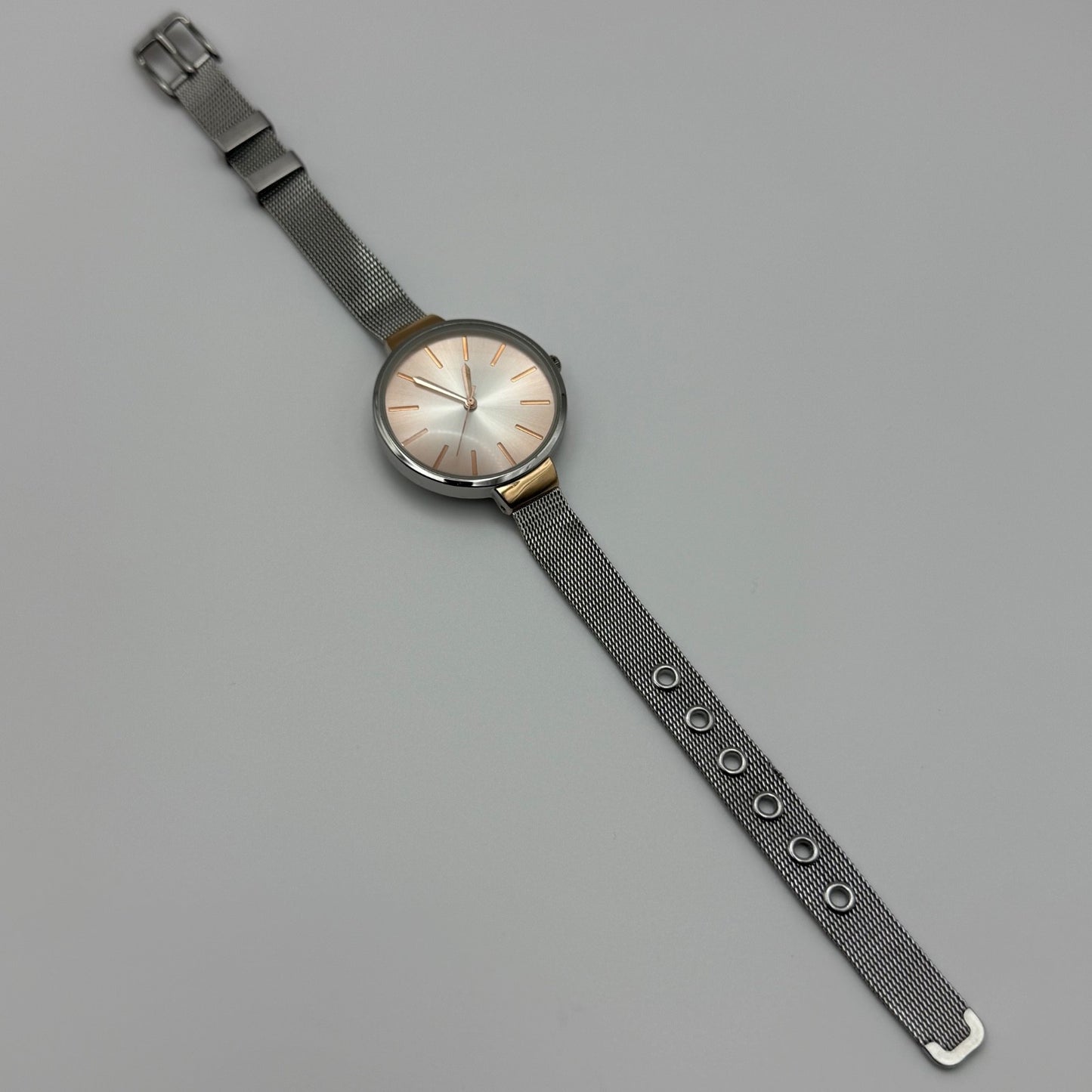 Working  Ladies Accessories Silver Tone Adjustable Mesh Strap 34mm Quartz Watch