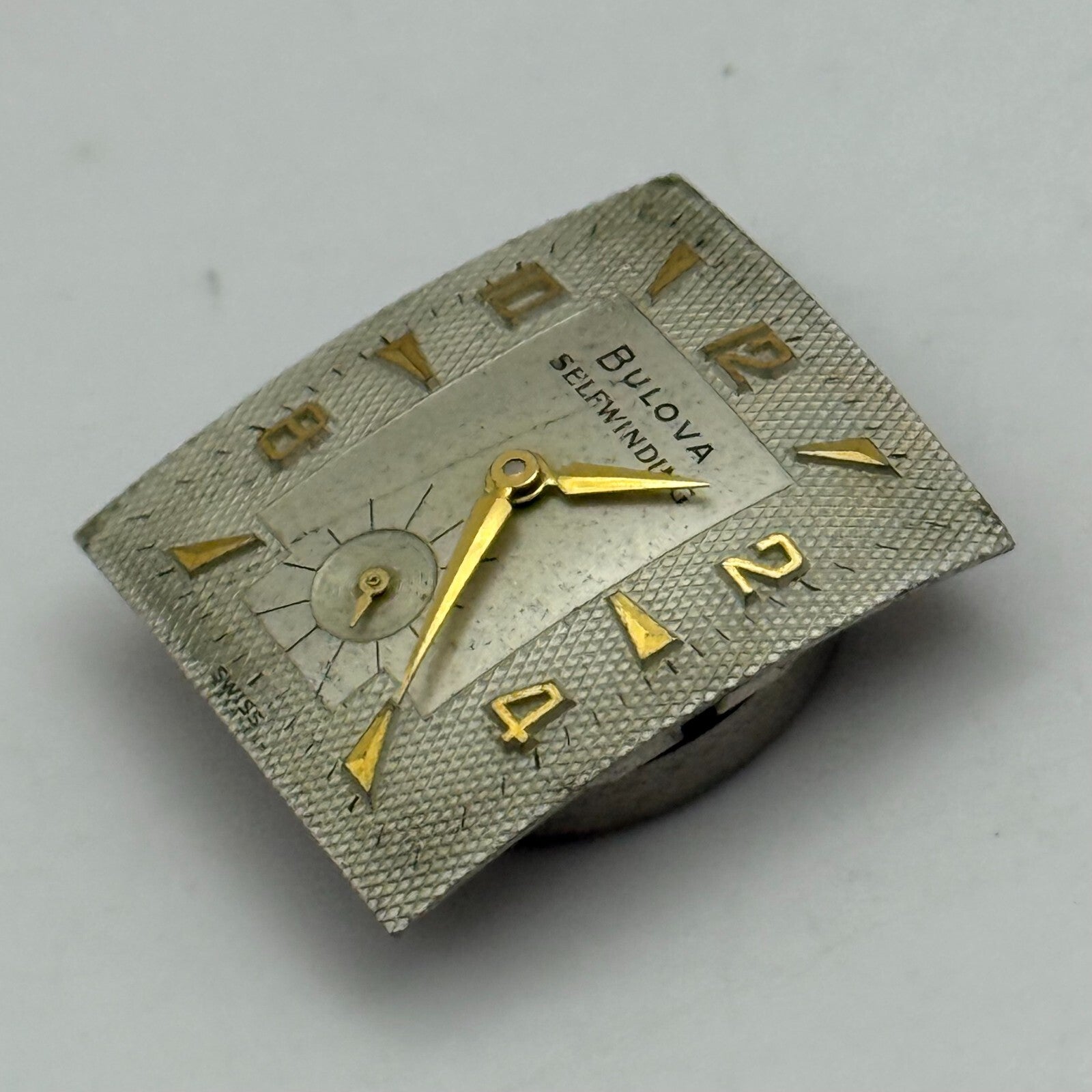 20.8mm Vintage Bulova 8BBA Good Balance Automatic Watch Movement PARTS REPAIR