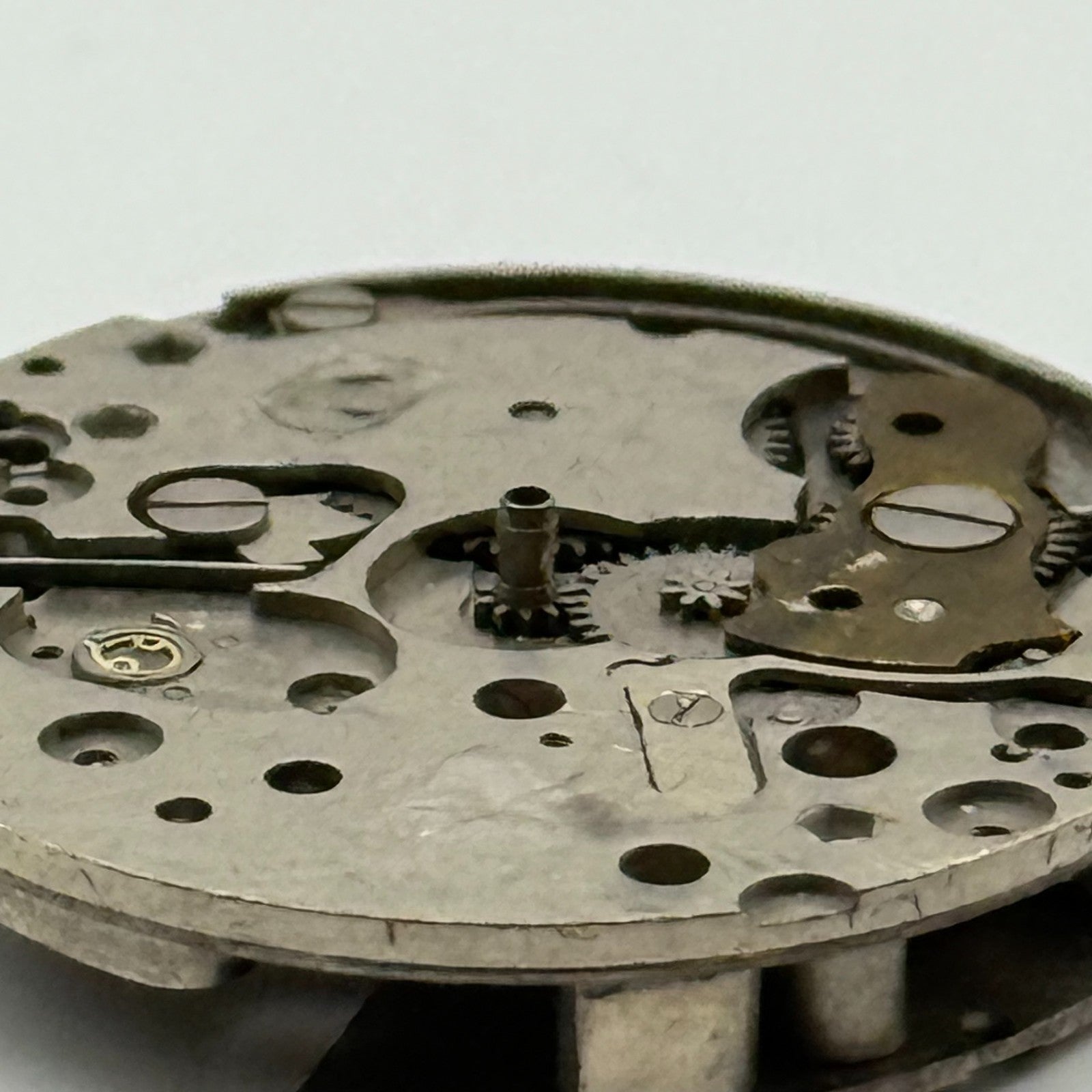 EB 1553 Watch Movement Ingersoll Manual Wind Vintage Swiss Parts Repair 23.7mm