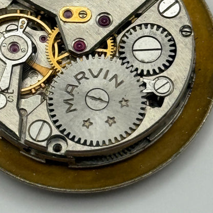 Marvin 560 Watch Movement Manual Wind Vintage Swiss 17 Jewels Parts 23.6mm