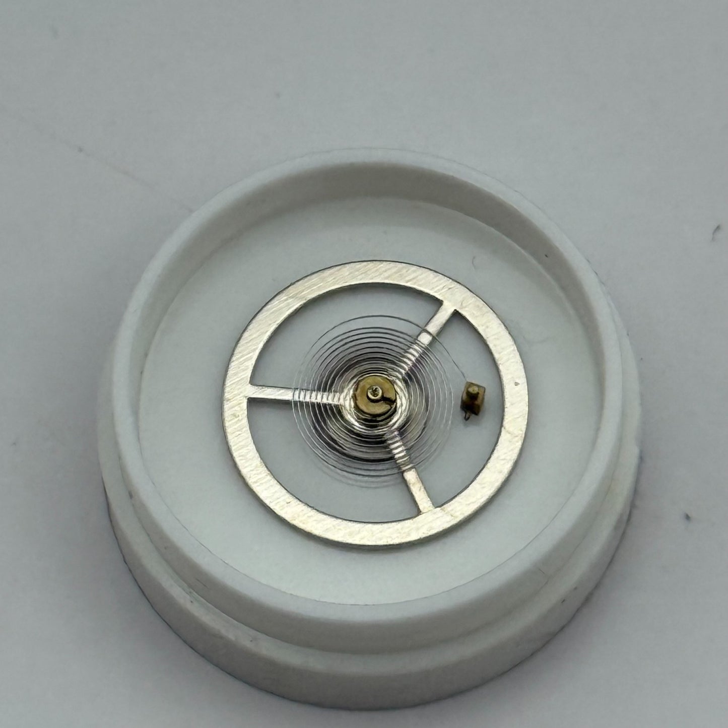 Brac 500 512 528 Balance Wheel Complete And Spring 1819 M Watch Movement Parts 