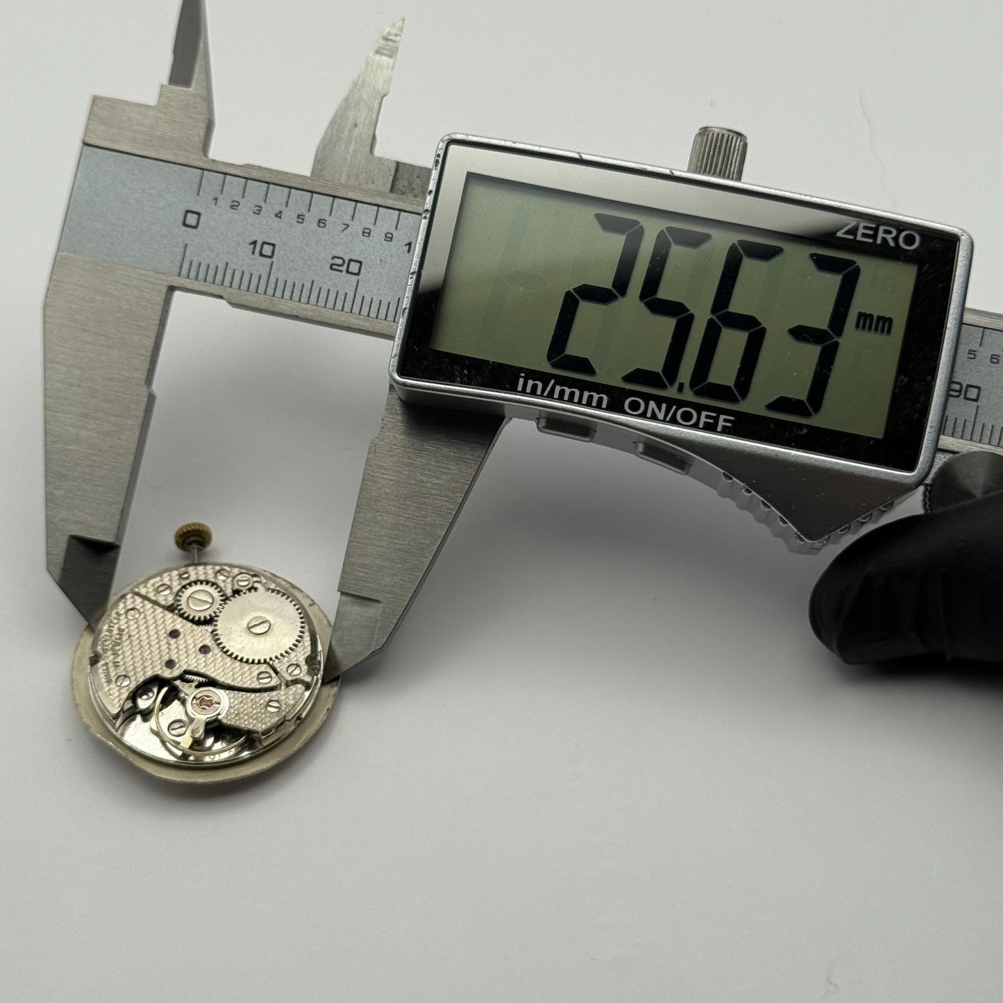 FHF ST 96 Watch Movement Astral Manual Wind Vintage Swiss Parts Repair 25.6mm