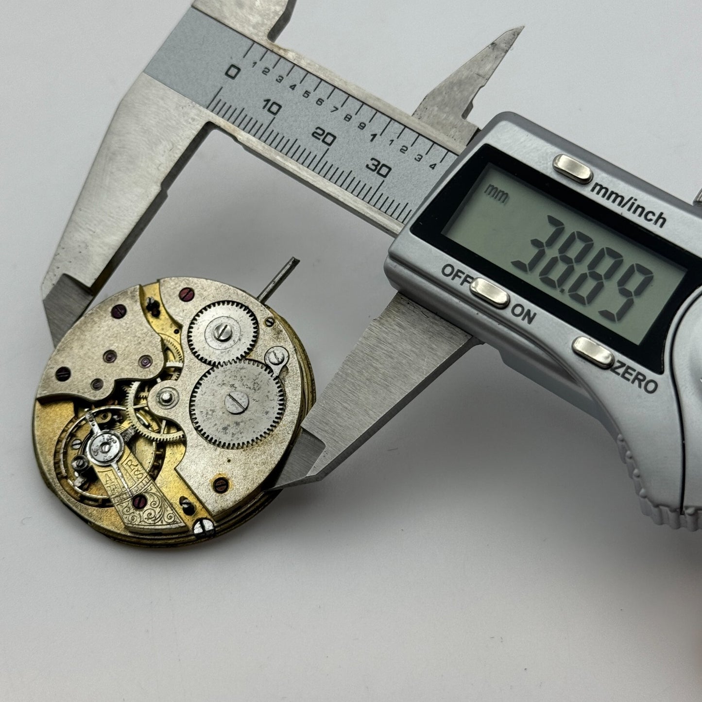 41.7mm Unidentified Quality Thin Vintage Open Face Pocket Watch Movement PARTS