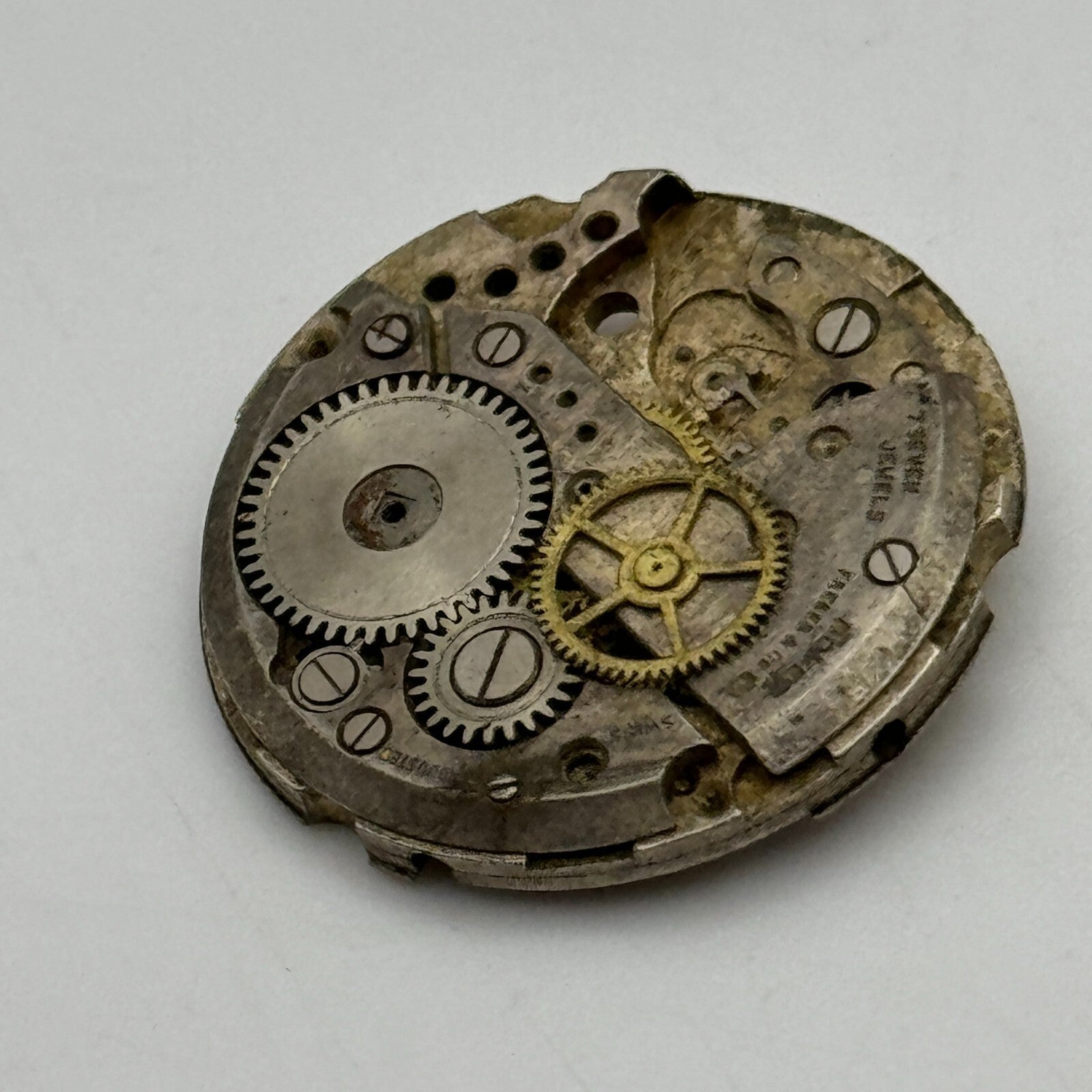 25.9mm Bovet Freres & Co FHF 175 Manual Wind Watch Movement Swiss Vintage PARTS
