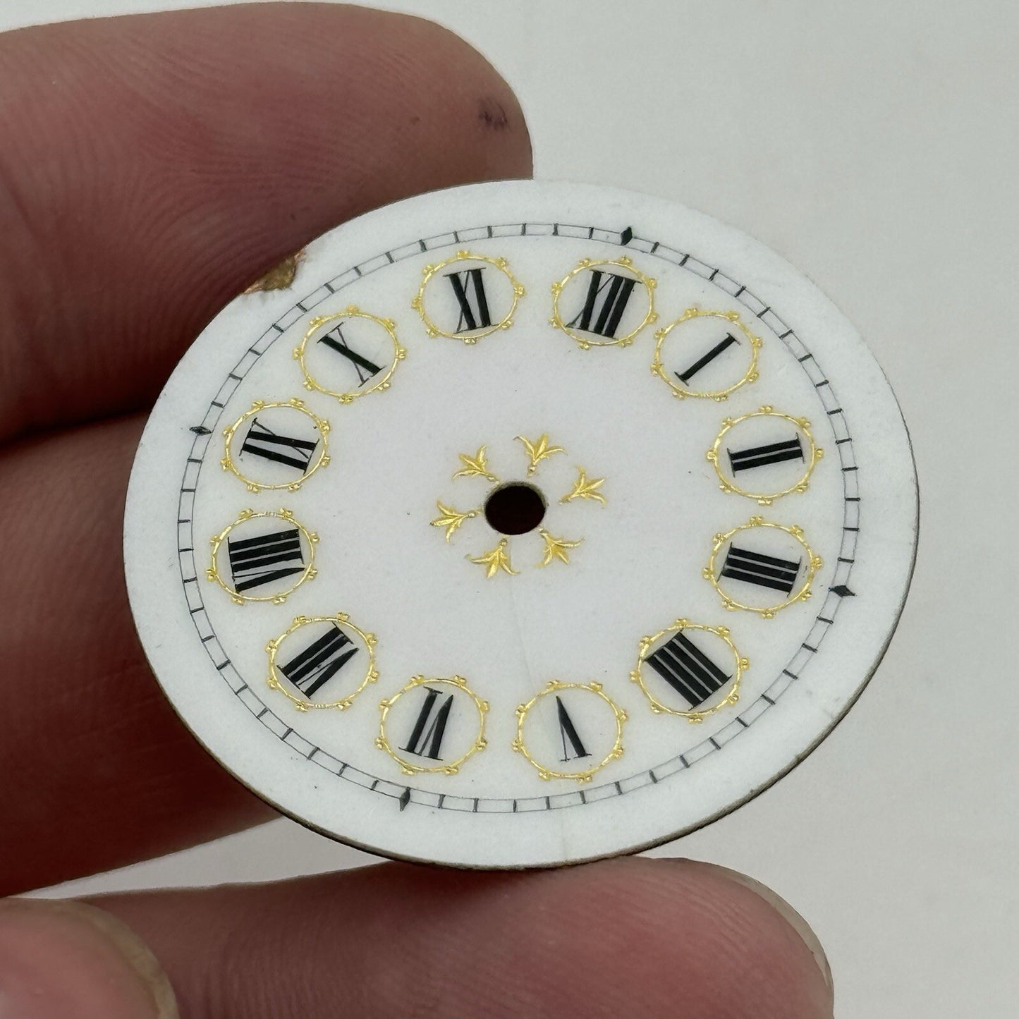 33.3mm Antique Beautiful Porcelain Patterned Pocket Watch Dial Spares Parts
