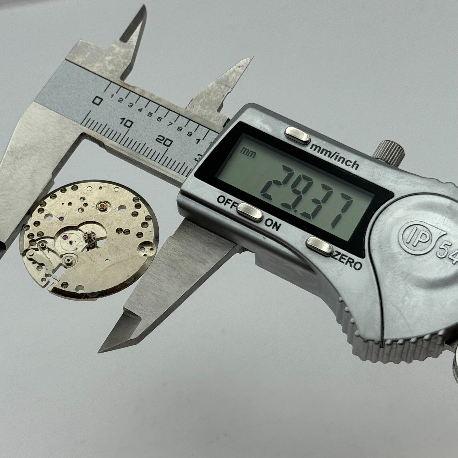 29.3mm Men's AS 1130 Main Plate Manual Wind Partial Watch Movement Vintage PARTS