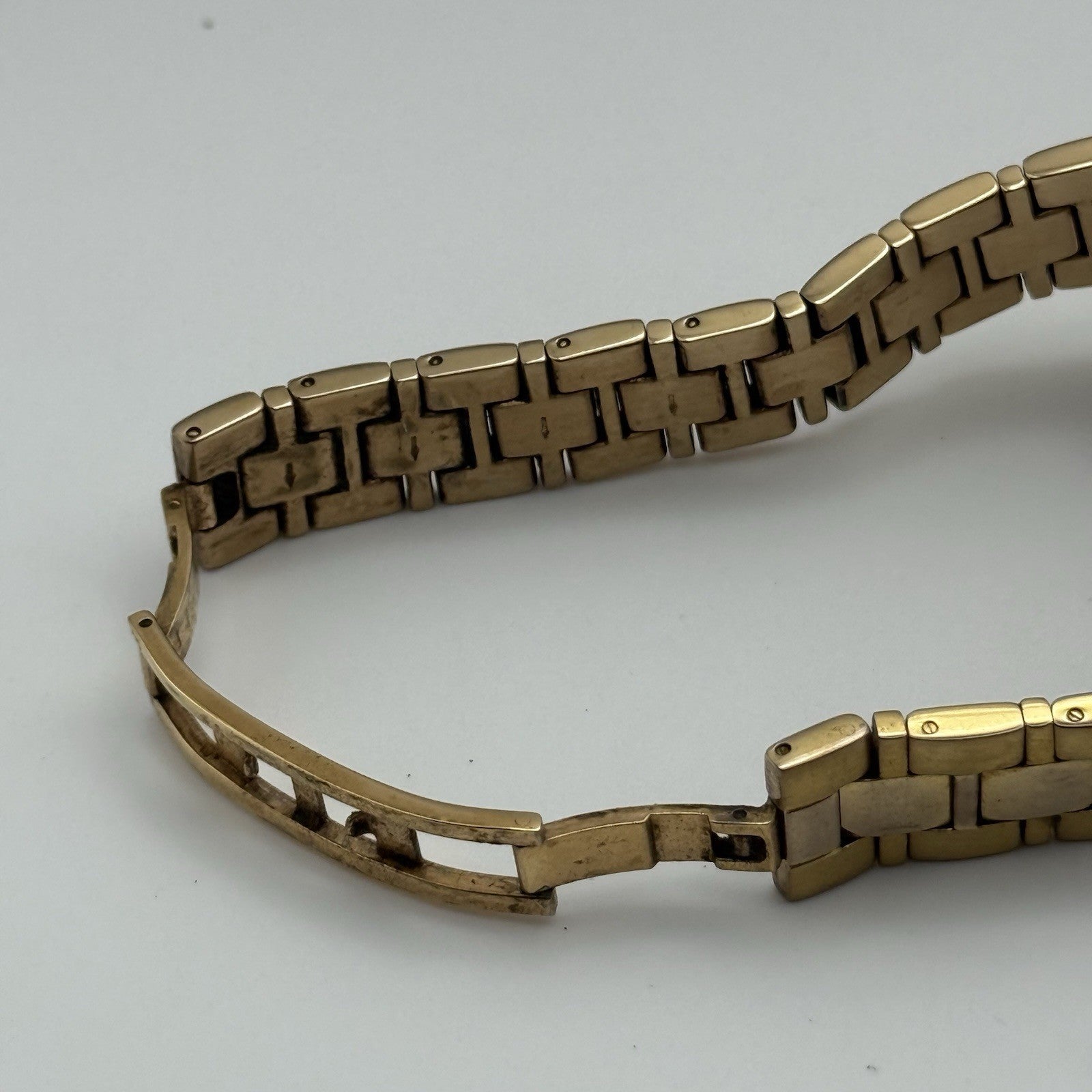 28mm Working Ladies Rotary LB3907 Dolphin Standard Rose Gold Tone Quartz Watch