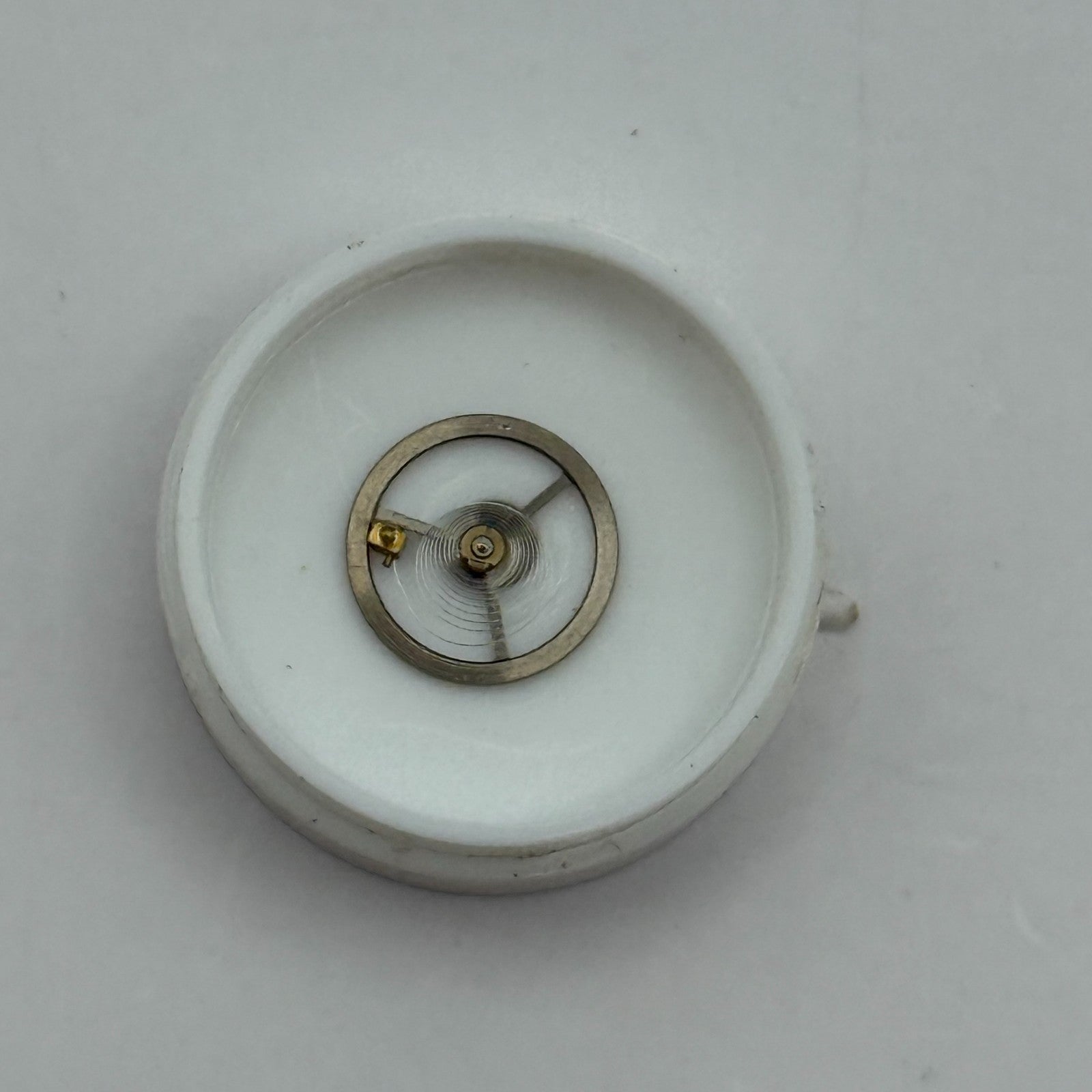 EB 1612 Balance Wheel Complete And Spring  6¾-8’’’ 950 Watch Movement Parts NOS