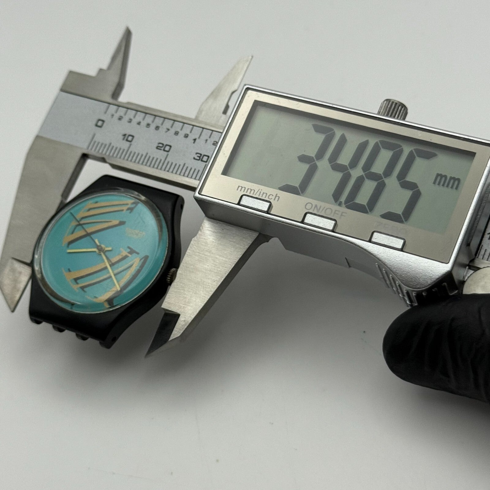 33mm Vintage 1989 Swatch GB125 Figueras Watch UNTESTED PARTS REPAIR