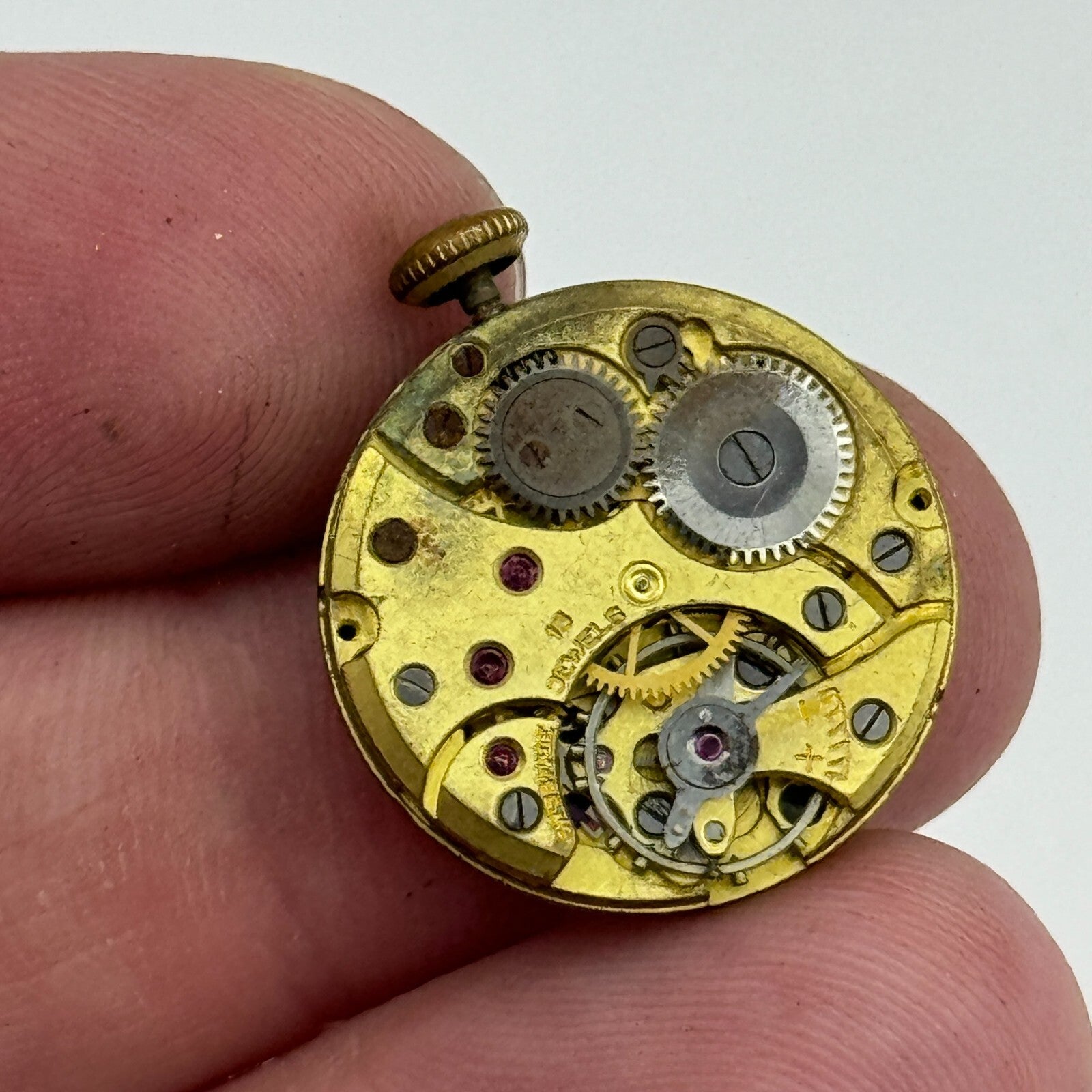 19.7mm Thomas Russell & Son Revue Manual Wind Watch Movement Swiss Vintage PARTS
