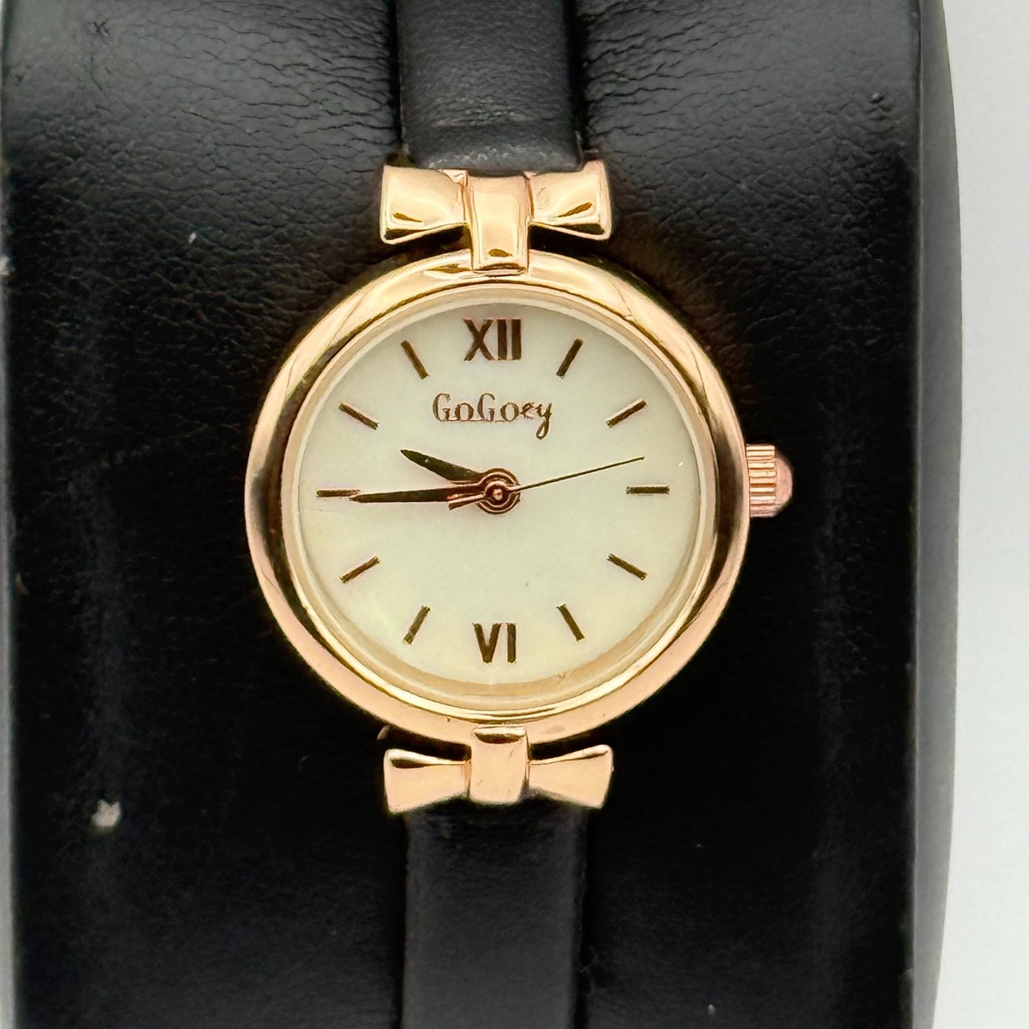 GoGoey Ladies Quartz Watch Mother of Pearl Dial Black Strap Working 24mm