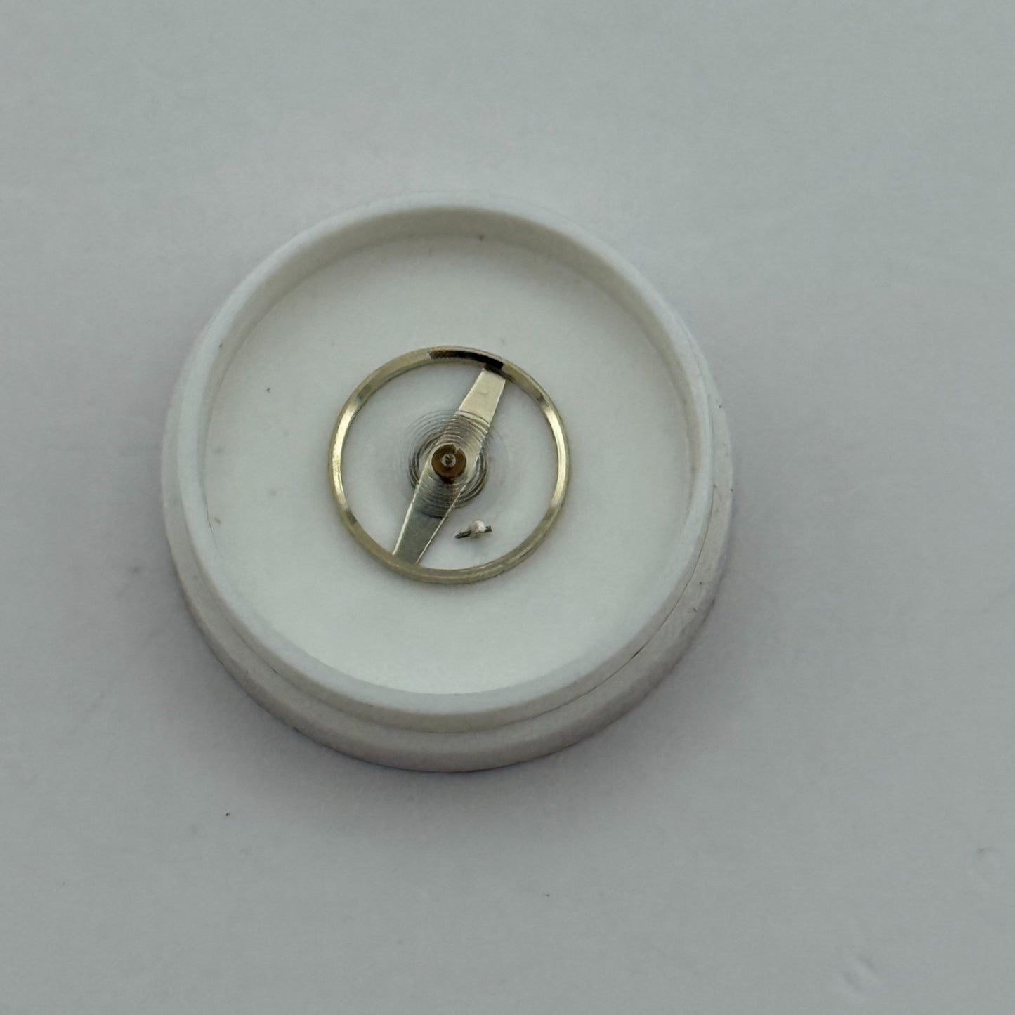 ST 69 Balance Wheel Complete And Spring Kif+Inca 1138 Watch Movement Parts NOS