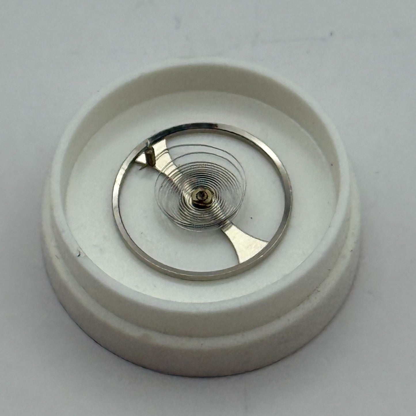 Oris 650 654Balance Wheel Complete And Spring 11½’’’ 1513 M Watch Movement Parts