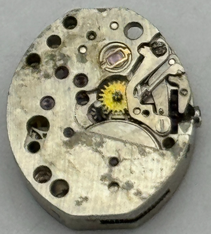 Glashutte GUB 09-20 Watch Movement Ladies Manual Wind Vintage Swiss Parts 12.9mm