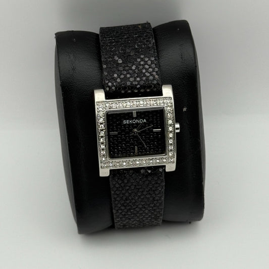 Sekonda Ladies Quartz Watch Black Dial Crystal Accents Bezel Japan Working 25mm
