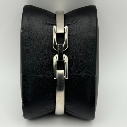 Oasis Ladies Quartz Watch B95 Silver Tone Bracelet Working 20mm 5.5 Inches