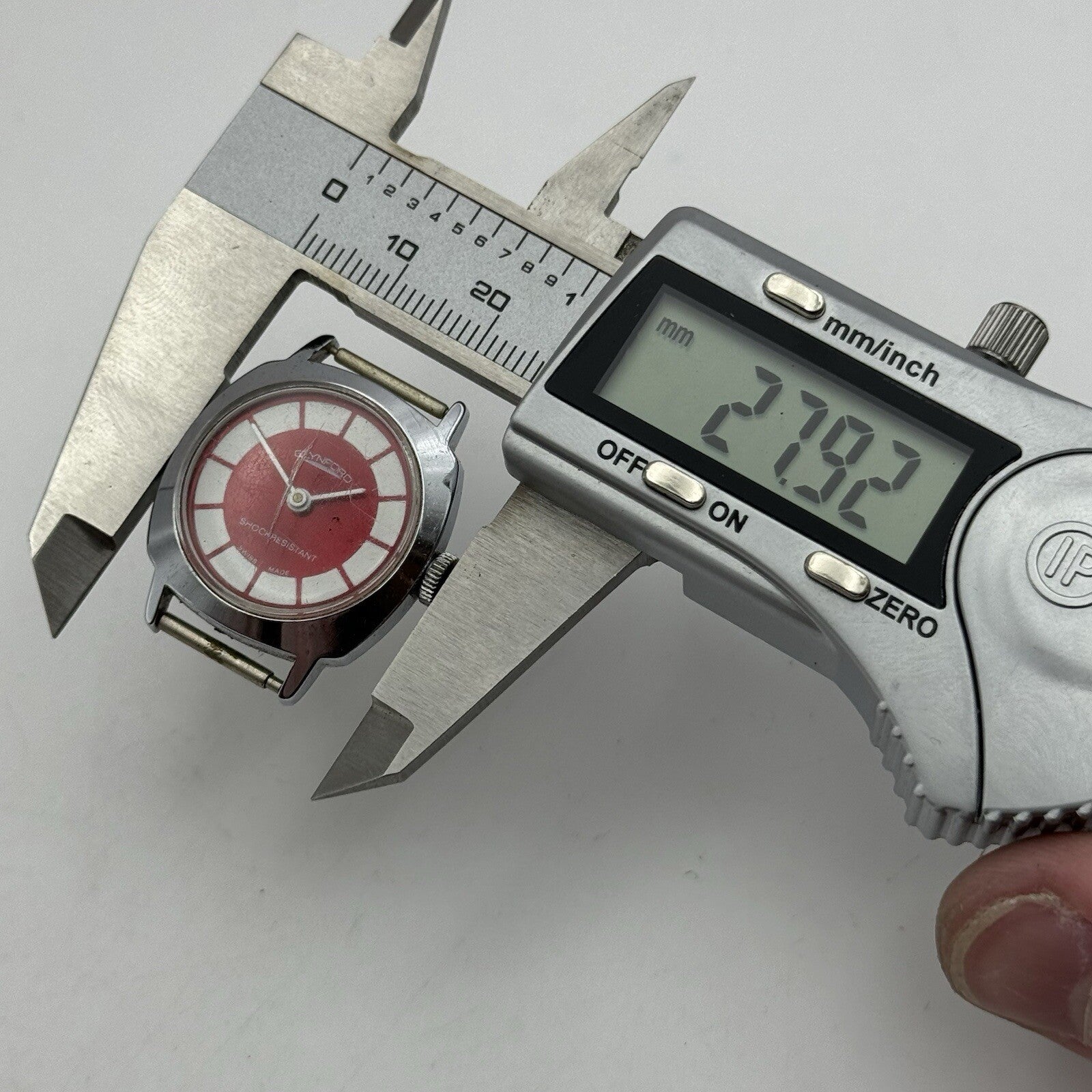 26mm Ladies Manual Wind Glynford Basis Red DialSwiss Watch FOR PARTS TO RESTORE