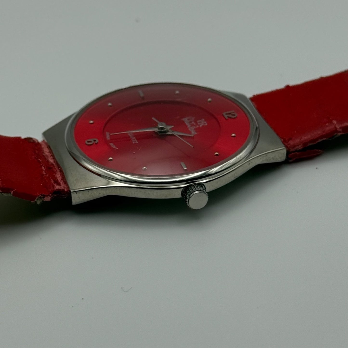 32mm Working Valentin Ramos Ladies 32mm Quartz Watch Needs New Strap Red Dial
