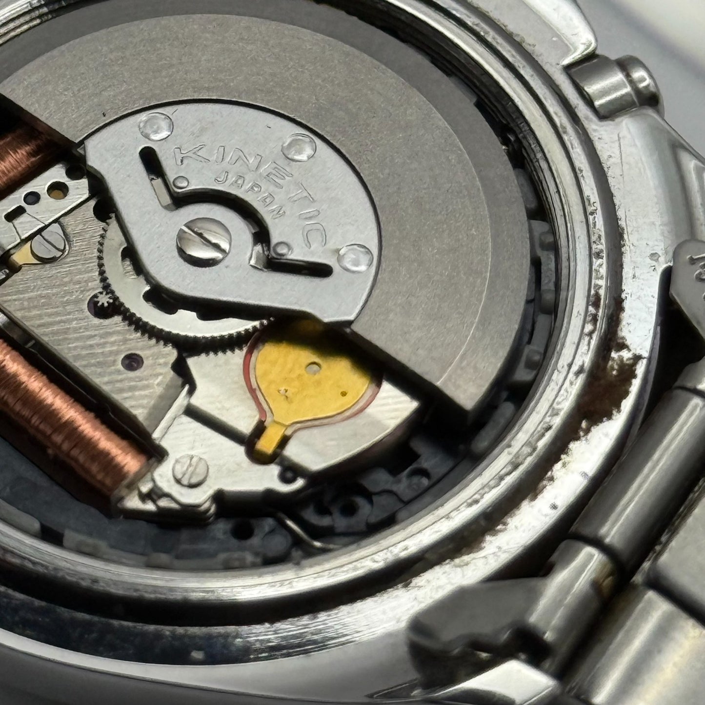 Seiko Kinetic 50M Men's Quartz Watch 5M63 - 0AC0 Date Dial 41mm PARTS REPAIR