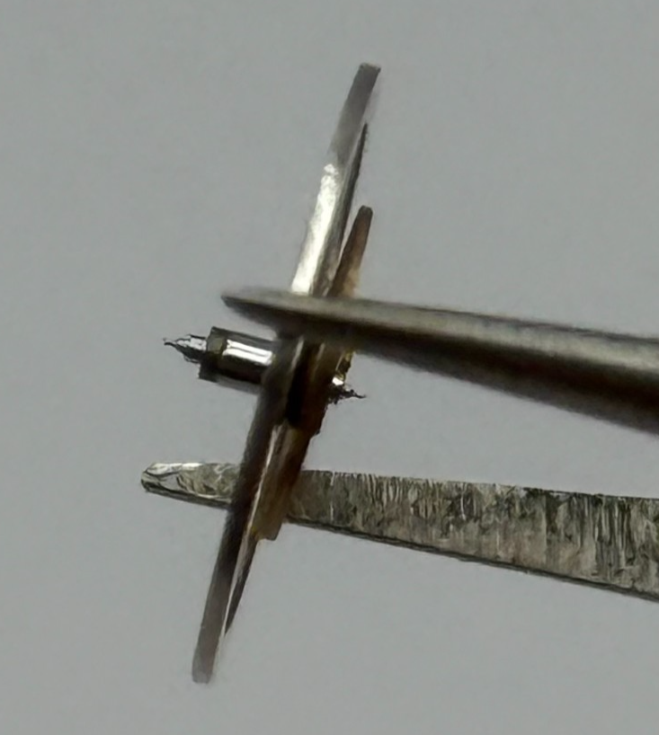 ES 50 Balance Complete 12’’’ a dgt. Renata 1400 Watch Movement Parts Vintage