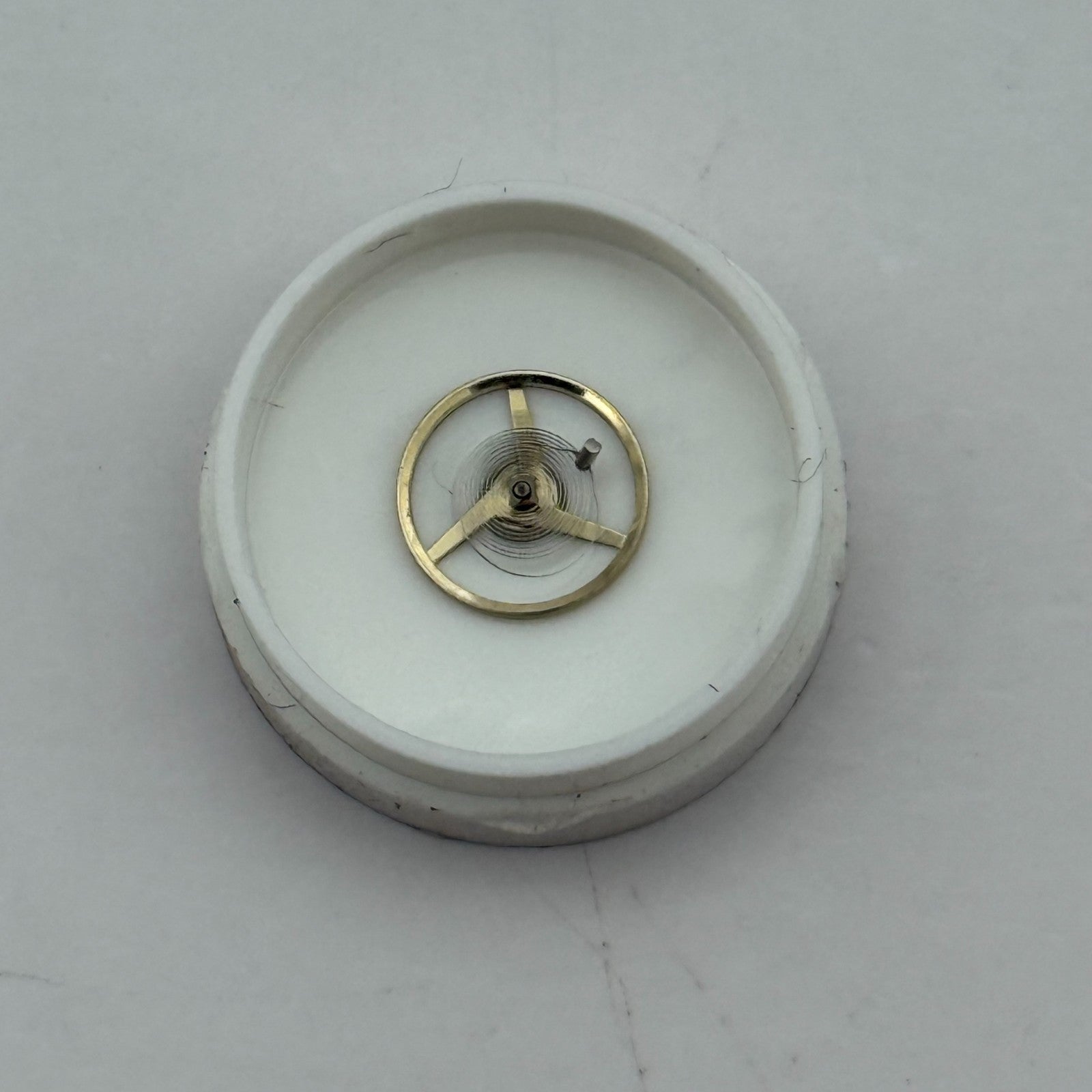 ST 69 Balance Wheel Complete And Spring 6 3/4-8'''  1155 Watch Movement Parts 