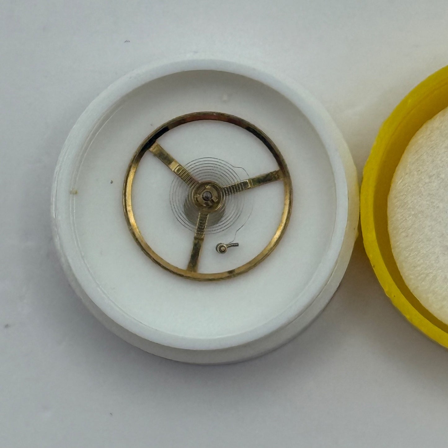 c.603 Balance Wheel Complete And Spring 10 1/2''' Watch Movement Parts NOS 