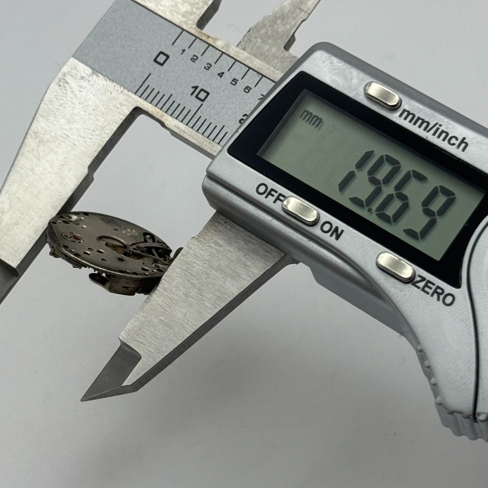 19.7mm Sterling Shield Peseux P 60 Balance Ok Manual Wind Watch Movement PARTS