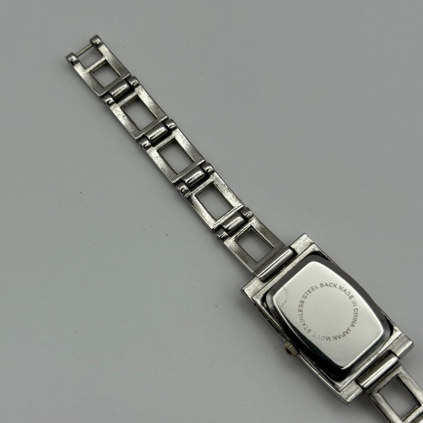 Louis Valentine Ladies Quartz Watch Purple Dial Silver Tone Japan Working 19mm