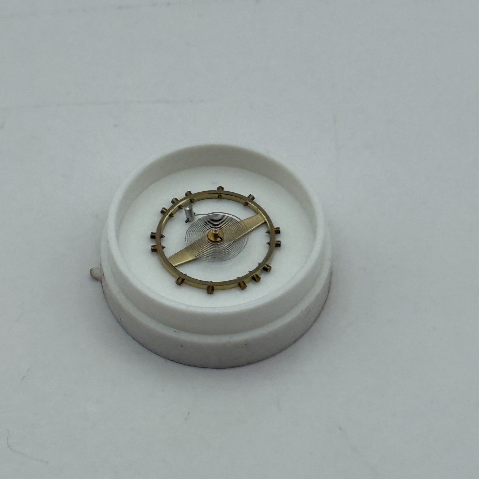 Felsa 690 1560 Balance Complete Renata 189 M Watch Movement Parts Vintage NOS