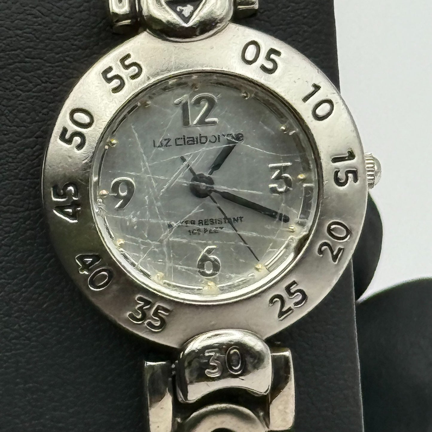 Liz Claiborne Ladies Quartz Watch Silver Tone Bracelet Japan Working 26mm