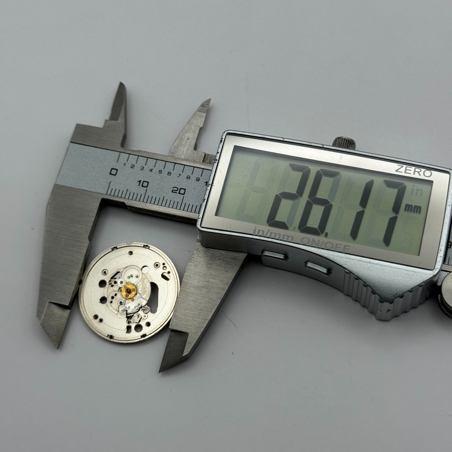 ETA 555.115 Quartz Watch Movement Vintage Swiss Parts Repair Spares 26.1mm