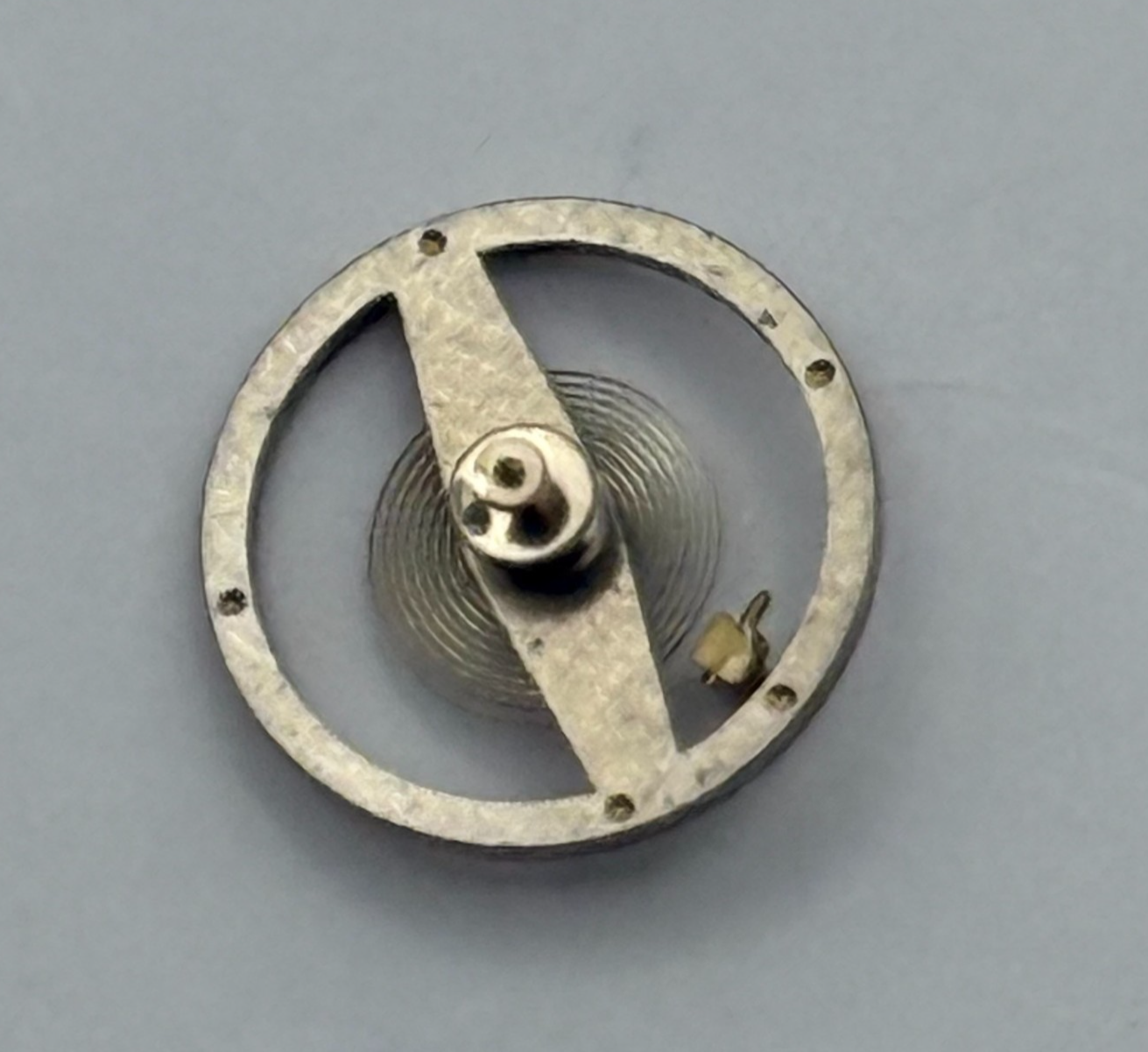 BRAC 2051 Balance Wheel Complete And Spring 5½’’’ 69 M Watch Movement Parts NOS
