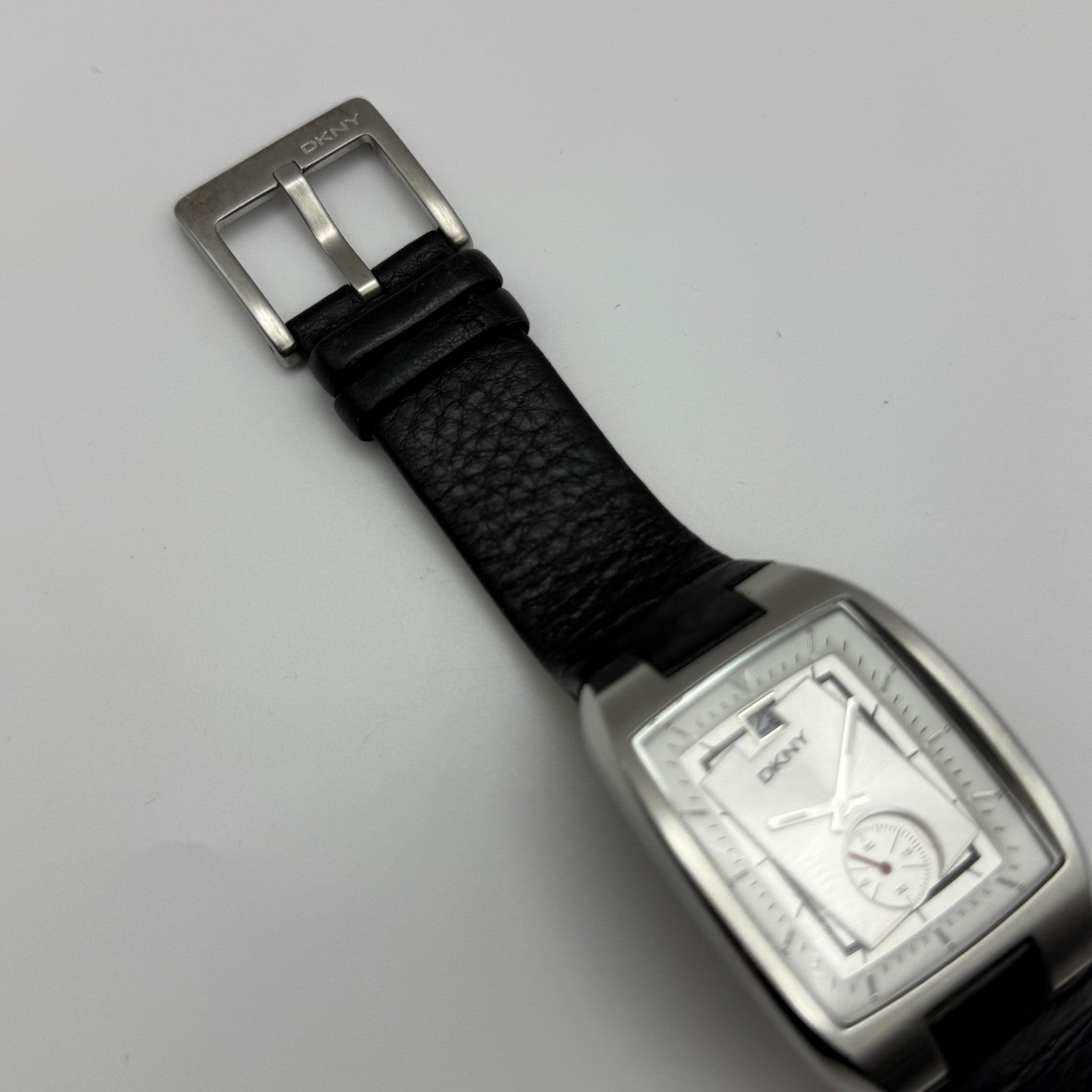 DKNY NY-1316 Quartz Watch Date Dial Black Leather Strap 34mm PARTS REPAIR