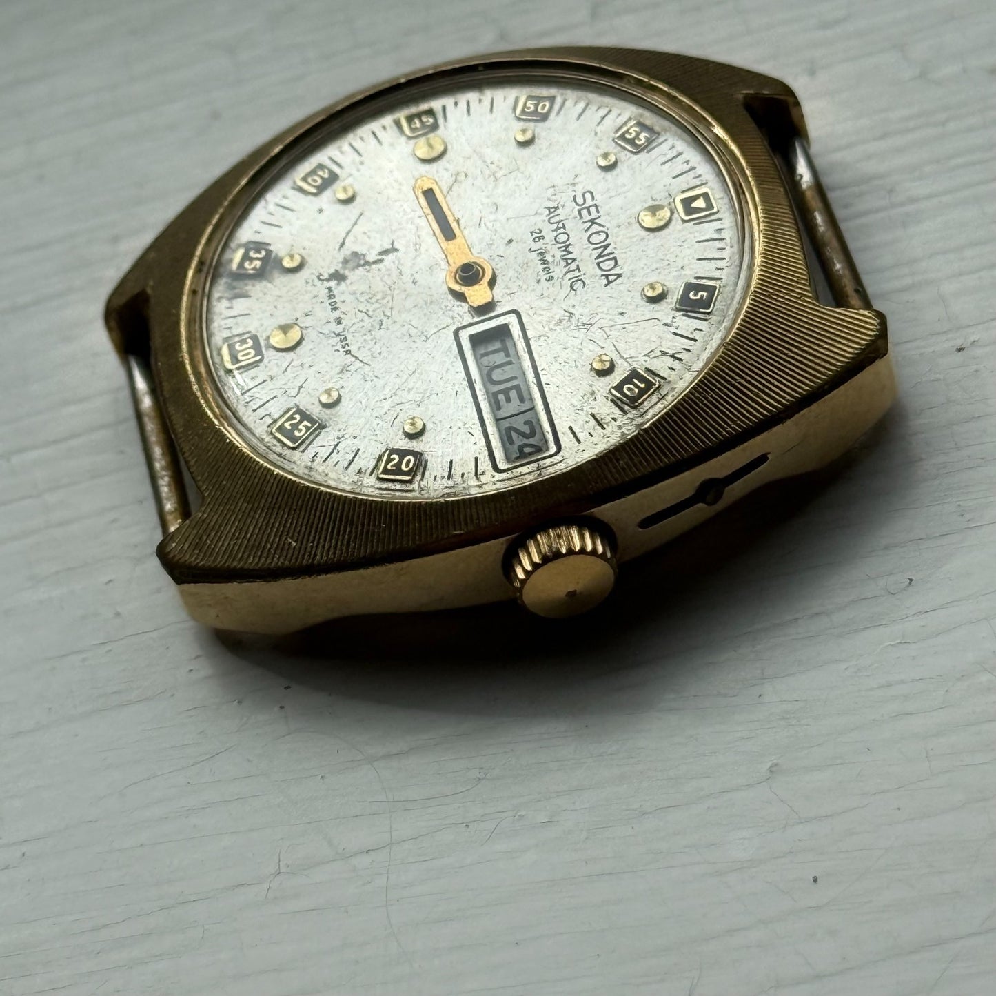 37mm Men's Vintage Sekonda USSR AU10 Automatic 26 Jewels Date Watch PARTS REPAIR