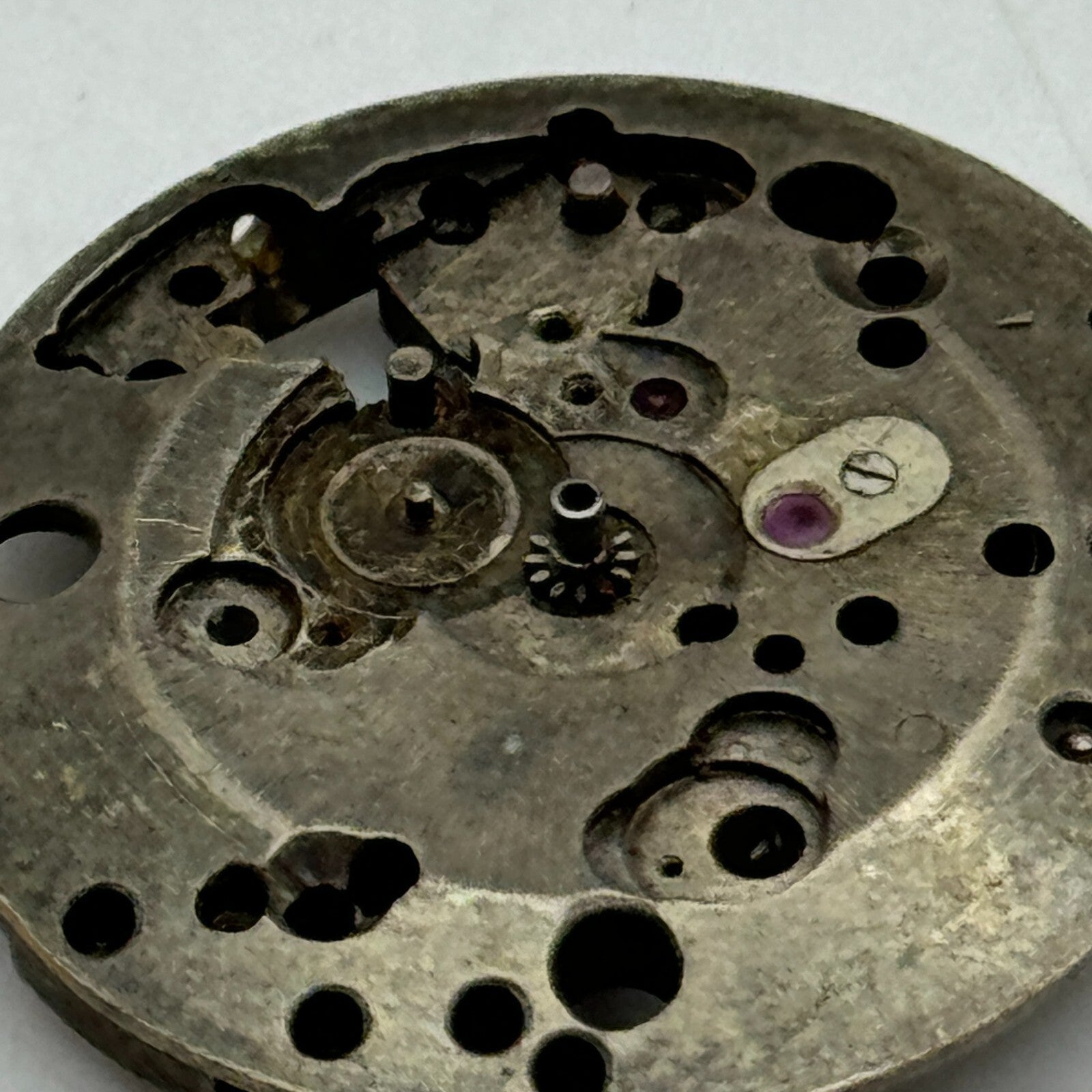 23.6mm Lavina Cal 150 Partial Manual Wind Watch Movement Swiss Vintage PARTS