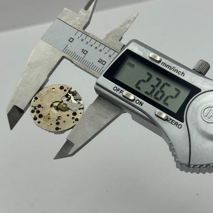 23.6mm Arogno A 150 Manual Wind 15 Jewels Vintage Swiss Watch Movement PARTS