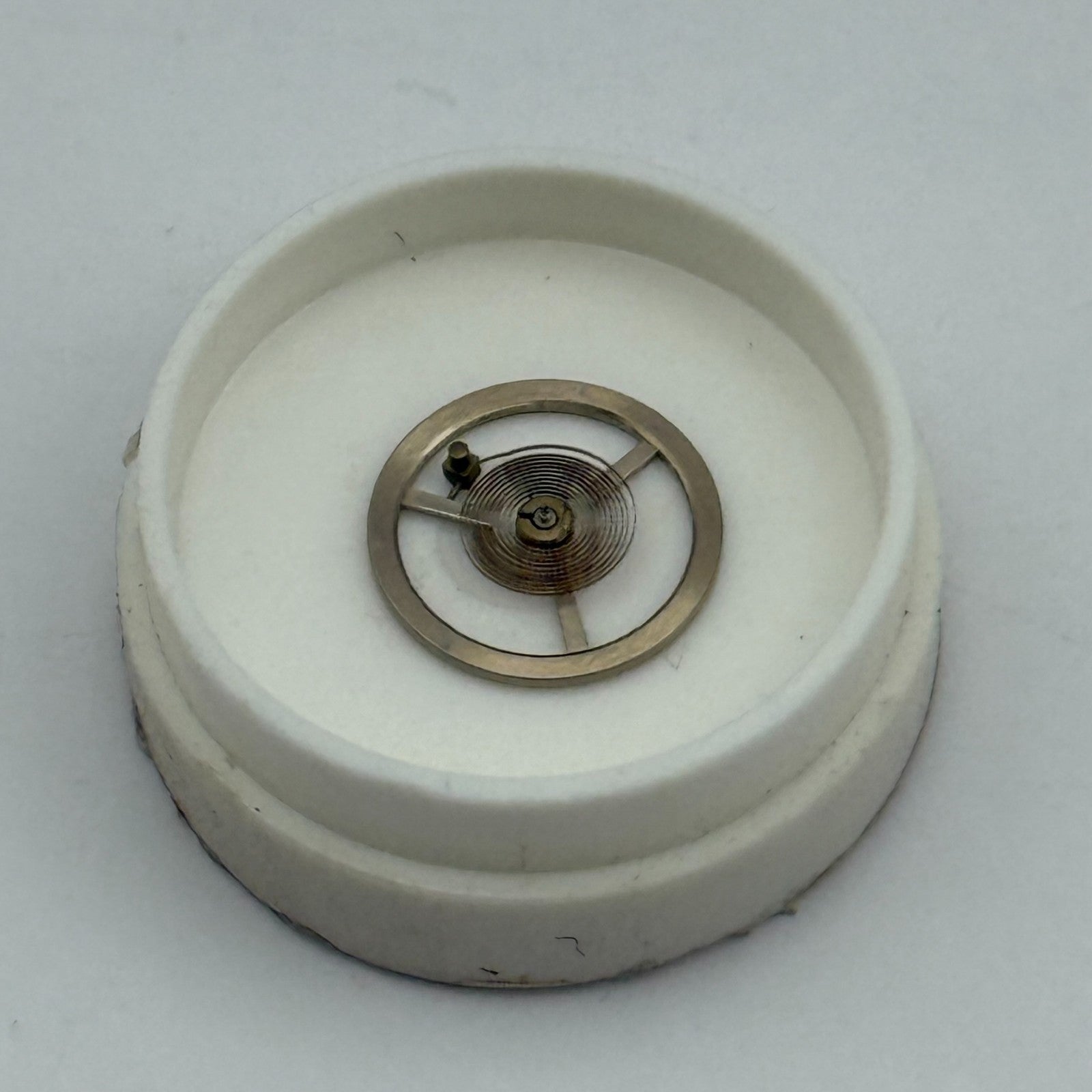 EB 8140 Balance Wheel Complete And Spring 8¾’’’ PL 1319 Watch Movement Parts NOS