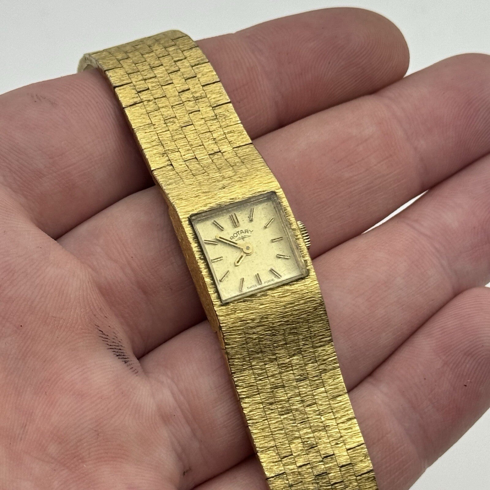 15mm WORKING Ladies Rotary Gold Plated Bark Affect Watch Manual Wind Vintage