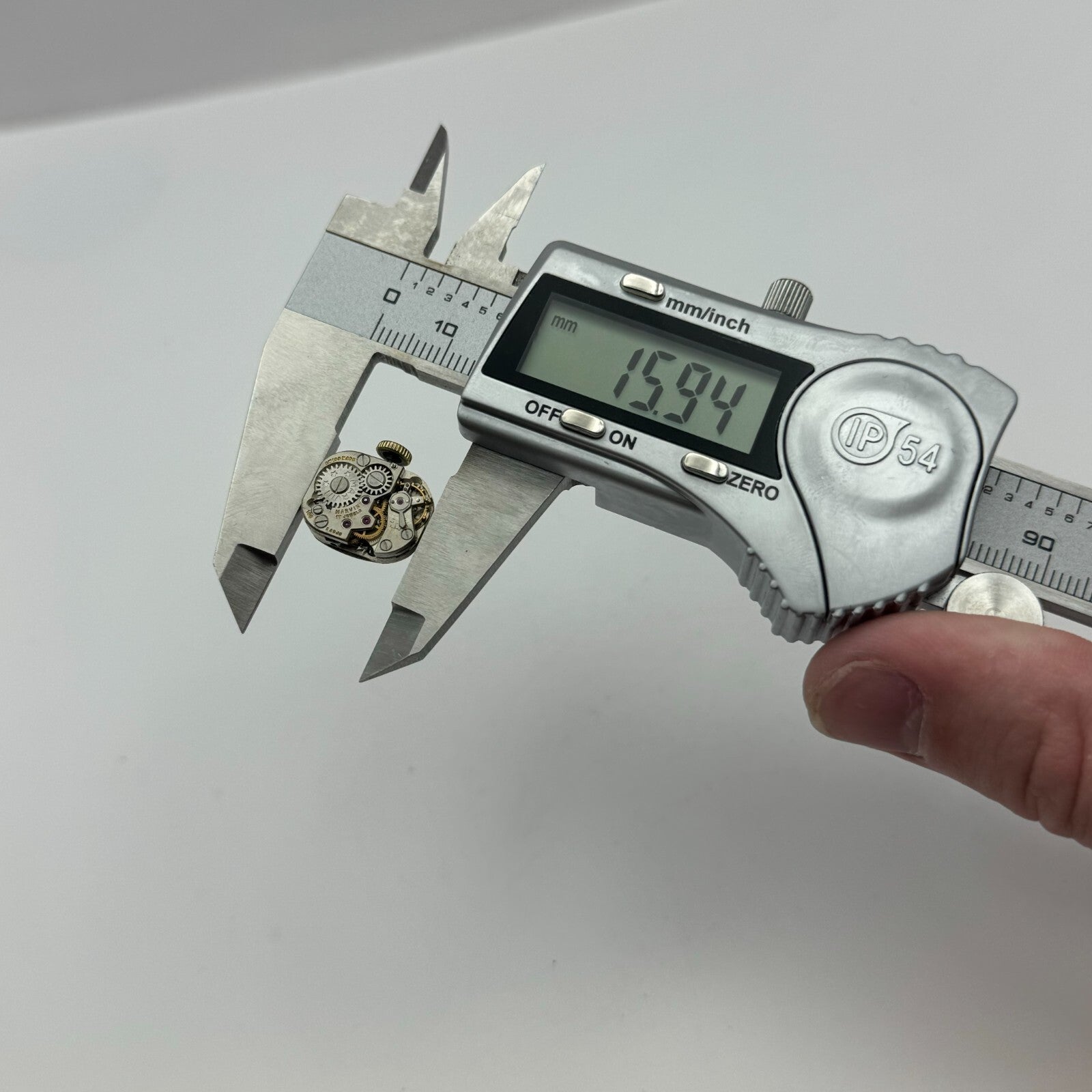 12.1mm Running Marvin Cal 160 Manual Wind 17 Jewels Swiss Watch Movement PARTS