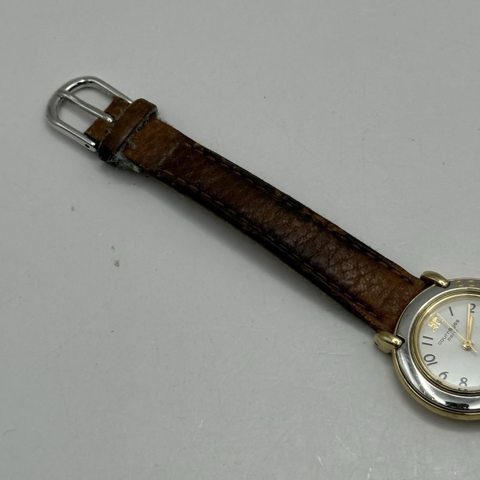 23mm Working Ladies Vintage Courreges Paris V401-0700 White Dial Quartz Watch