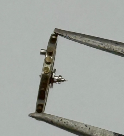 ETA 2412 Balance Wheel Complete And Spring 6 3/4''' 1257 M Watch Movement Parts 