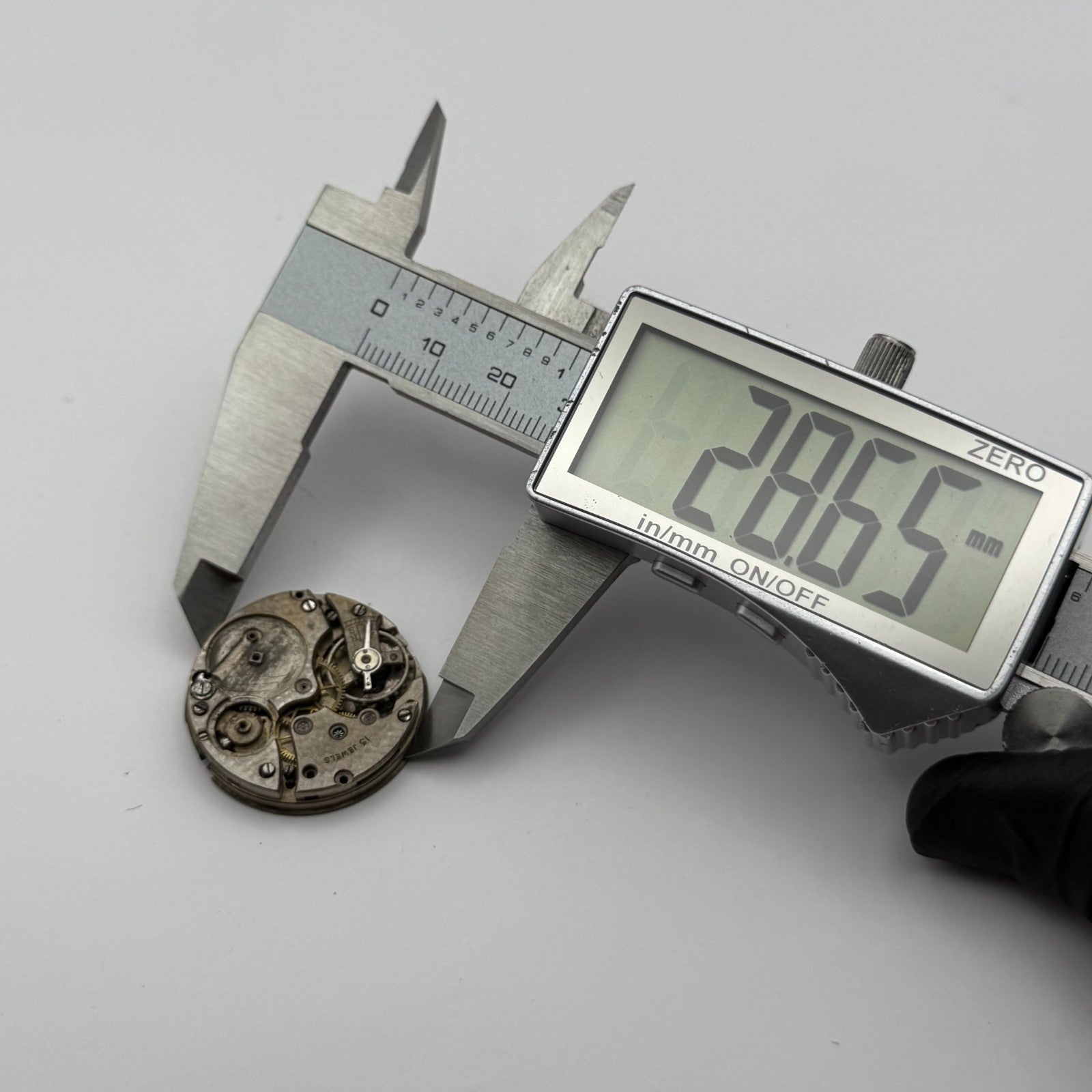 FEF Trench 15 Jewels Watch Movement Manual Wind Vintage Parts Repair 29.5mm