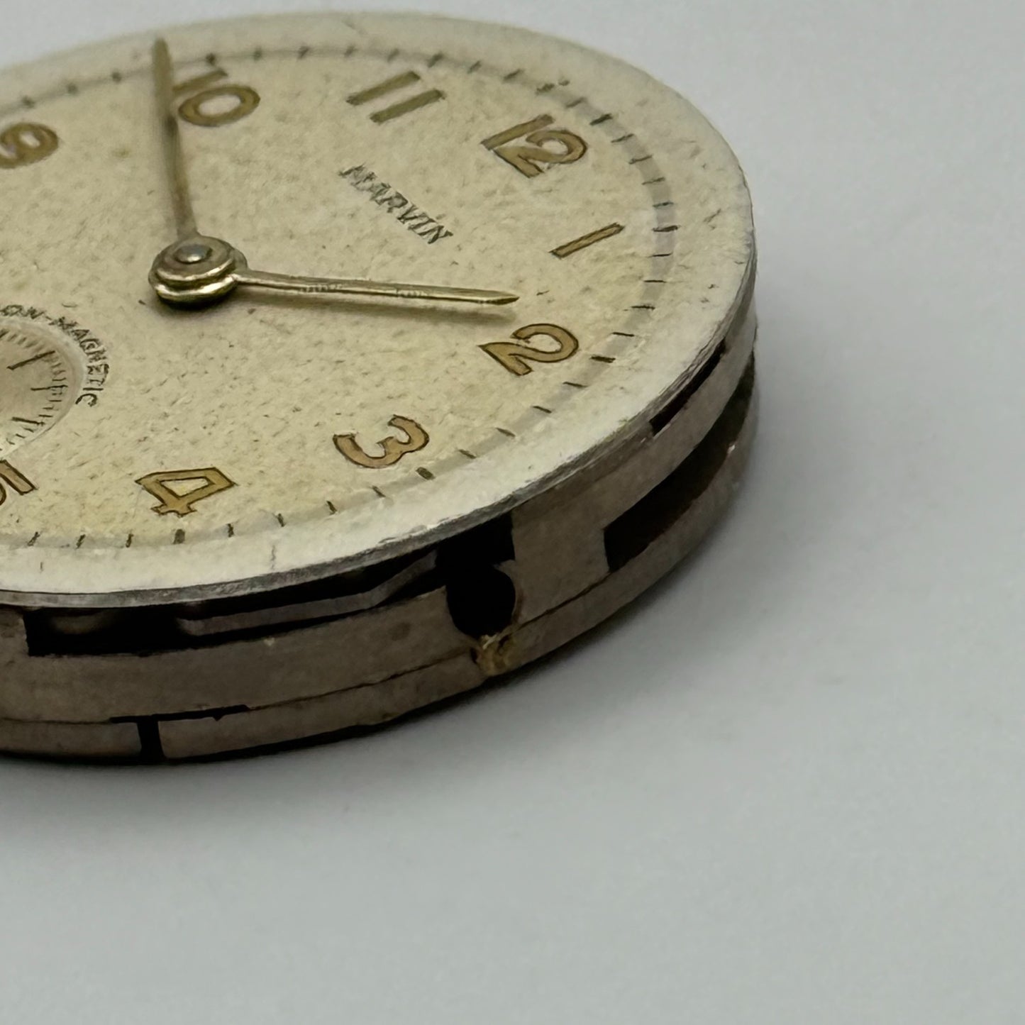 Marvin 17 Jewels Non Magnetic Watch Movement Manual Wind Vintage Parts 23.2mm