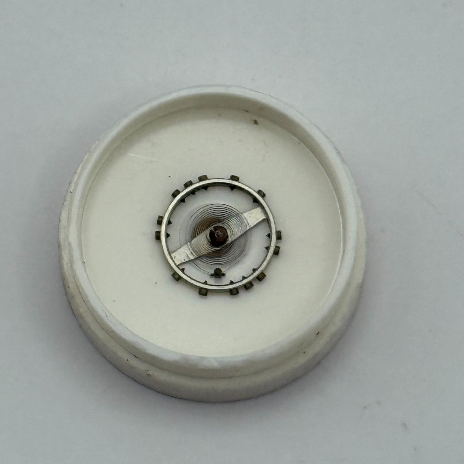 ETA 761 Balance Wheel Complete And Spring 5¼’’’ 145 M Watch Movement Parts NOS