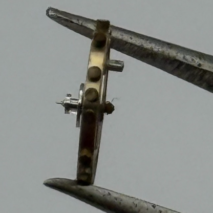 FEF 370 371 Balance Wheel Complete And Spring  176 Watch Movement Parts NOS