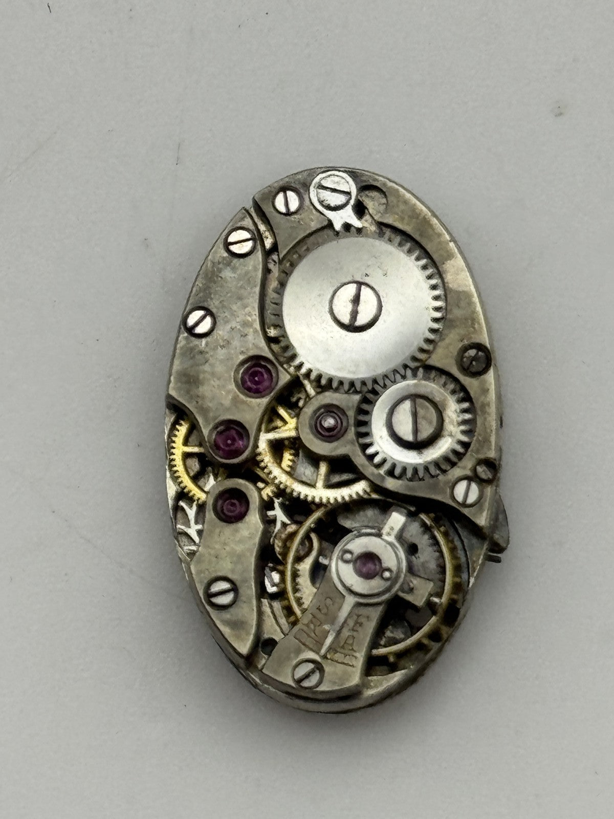 13.9mm Vintage Balance Intact Manual Wind Swiss Watch Movement PARTS REPAIR