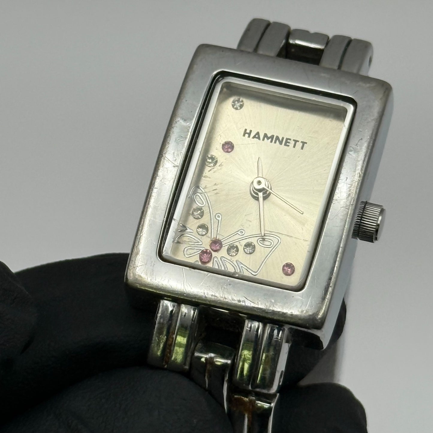 Hamnett Ladies Quartz Watch Butterfly Dial Silver Tone Bracelet Working 19mm