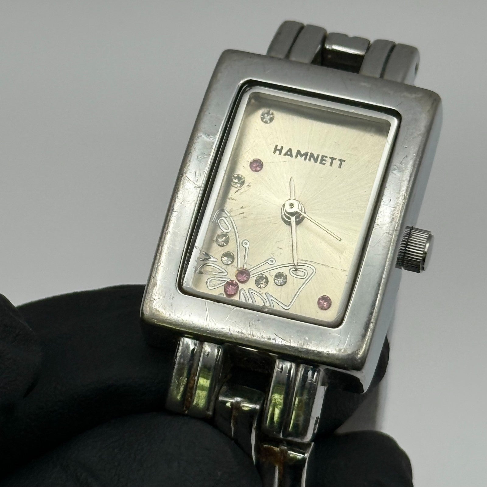 Hamnett Ladies Quartz Watch Butterfly Dial Silver Tone Bracelet Working 19mm