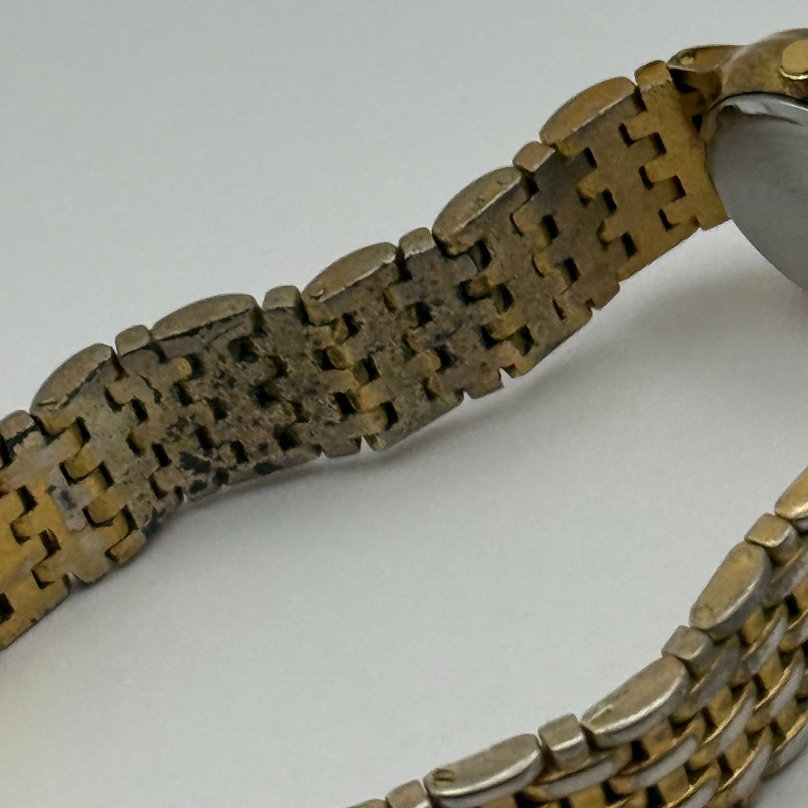 Imado Ladies Quartz Watch Crystal Accents Dial Two Tone Bracelet Working 23mm